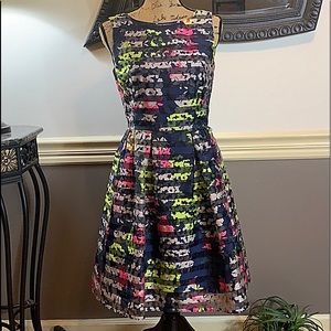 Just Taylor Women’s Navy Sleeveless Dress Size 4